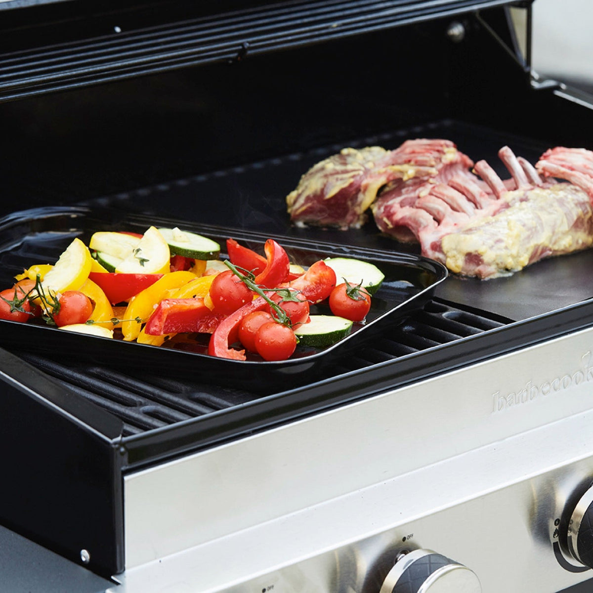 Lamb crown roast on the BBQ – Barbecook