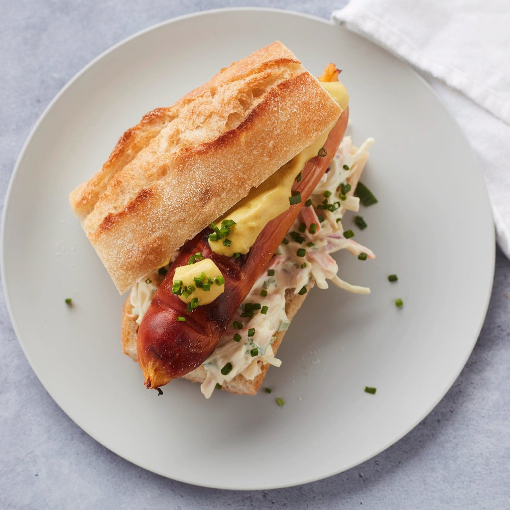 Gegrilde hotdogs met koolsla